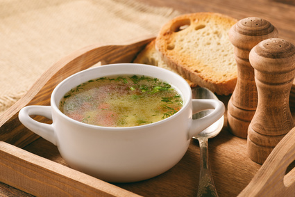 SOPA-A-LA-CASTELLANA-CON-HUEVO-ESCALFADO